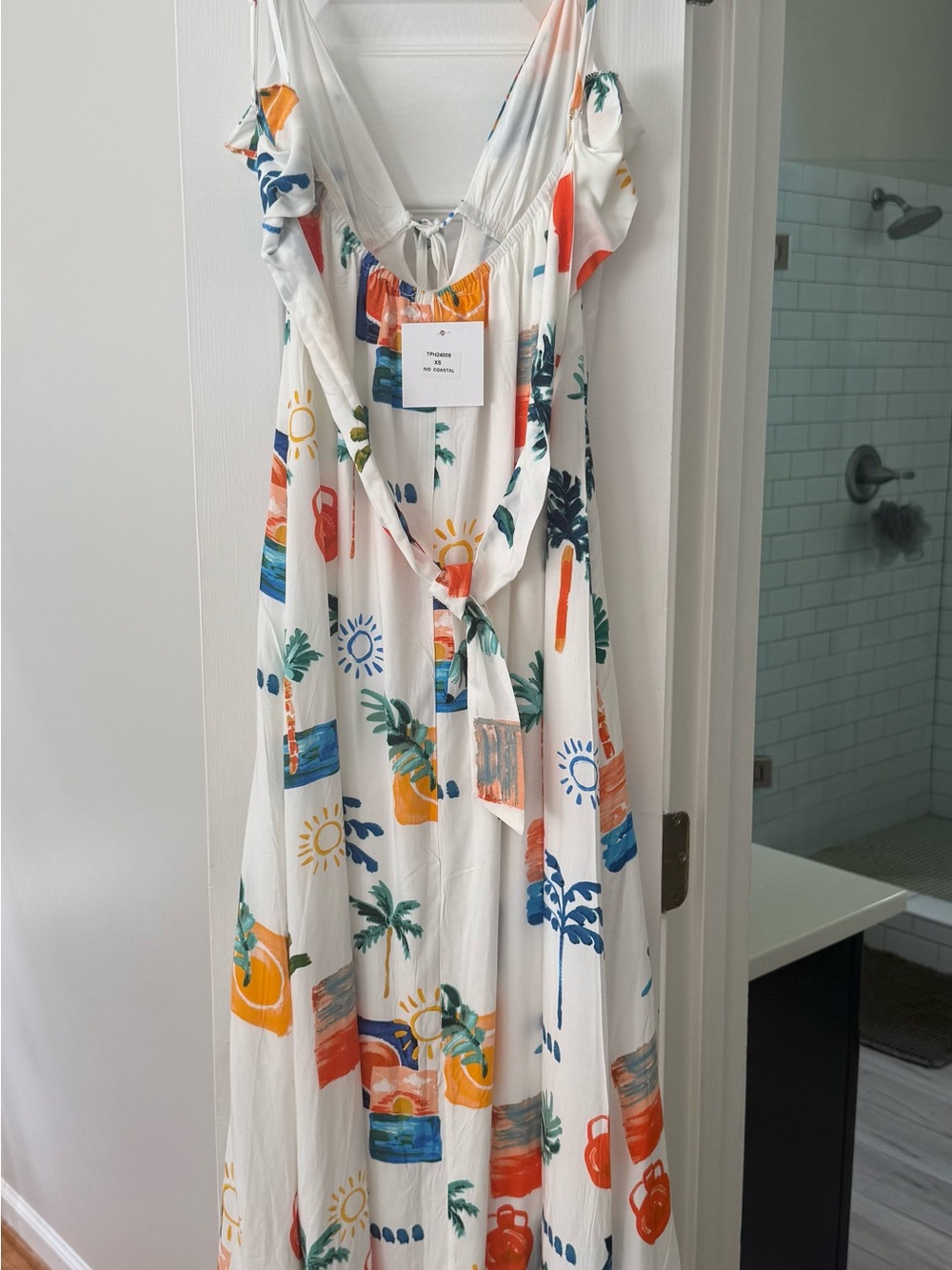Paper Heart Printed Maxi Dress with Tie Front Size Small NWT - Picture 3 of 5